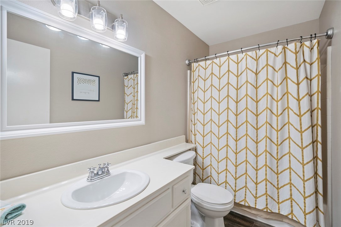 5912 Hollowridge Road North Las Vegas, NV 89031 - Photo 17 of 32