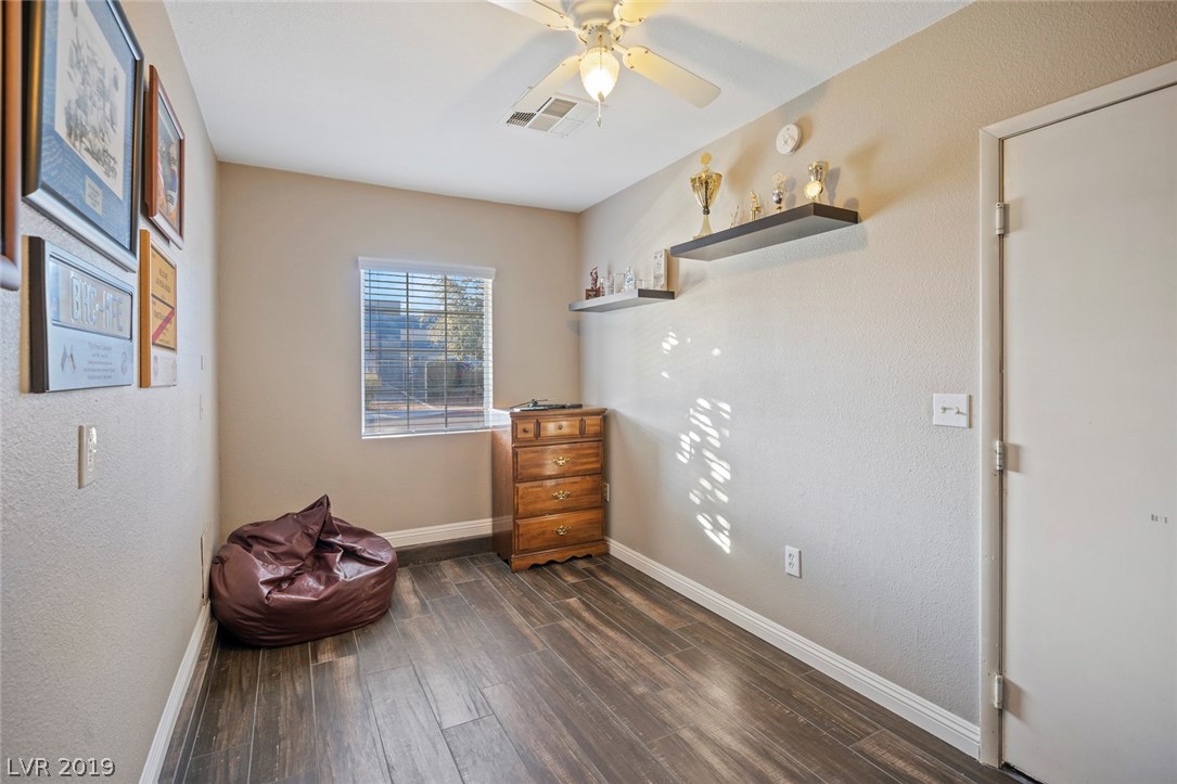 5912 Hollowridge Road North Las Vegas, NV 89031 - Photo 18 of 32