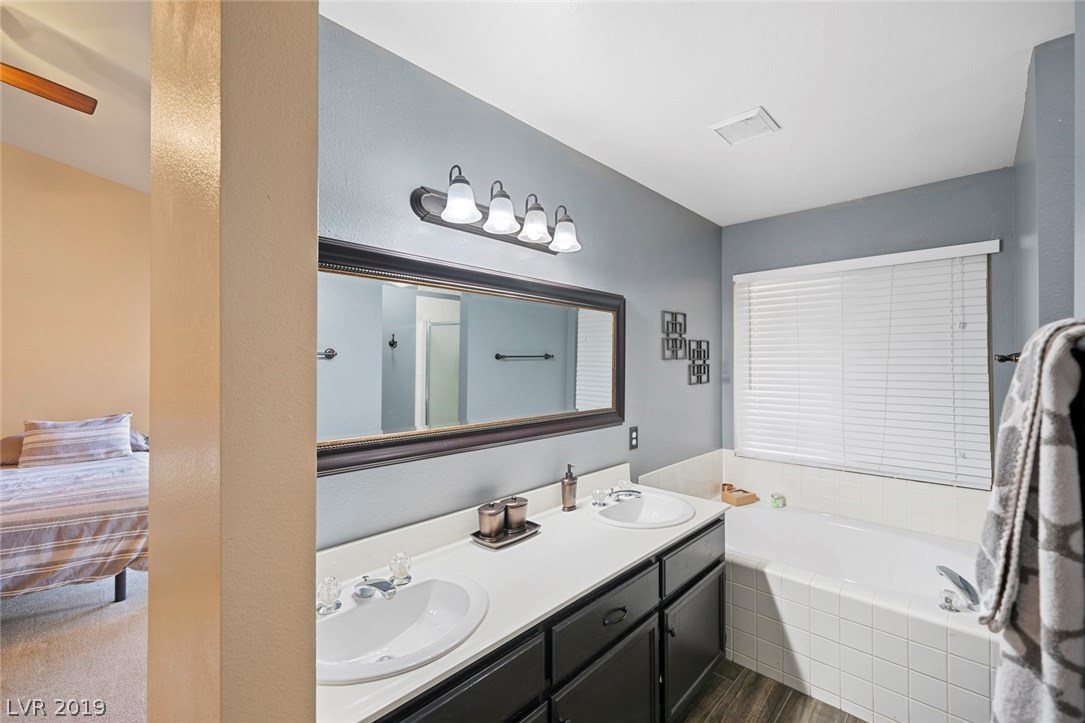 5912 Hollowridge Road North Las Vegas, NV 89031 - Photo 22 of 32