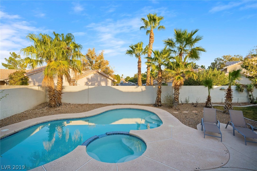 5912 Hollowridge Road North Las Vegas, NV 89031 - Photo 26 of 32