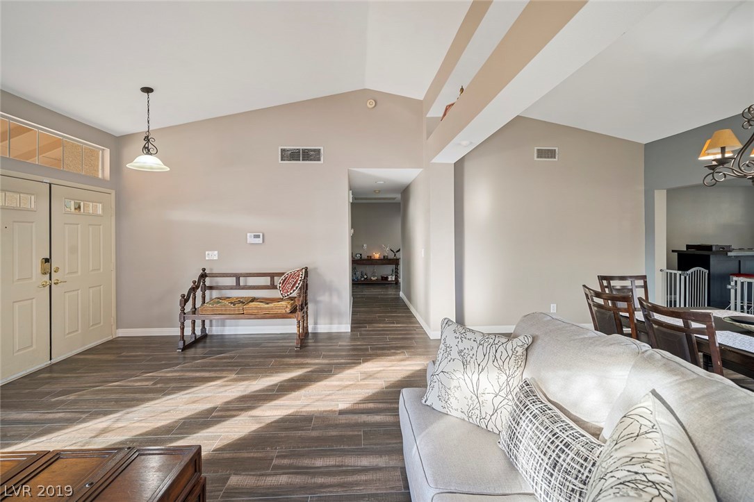 5912 Hollowridge Road North Las Vegas, NV 89031 - Photo 6 of 32