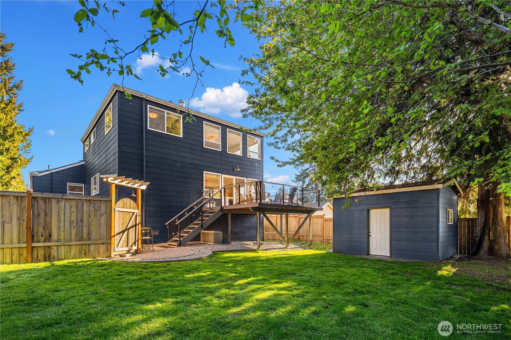 4014 Southwest 98th Street Seattle, WA 98136 - Photo 29 of 36