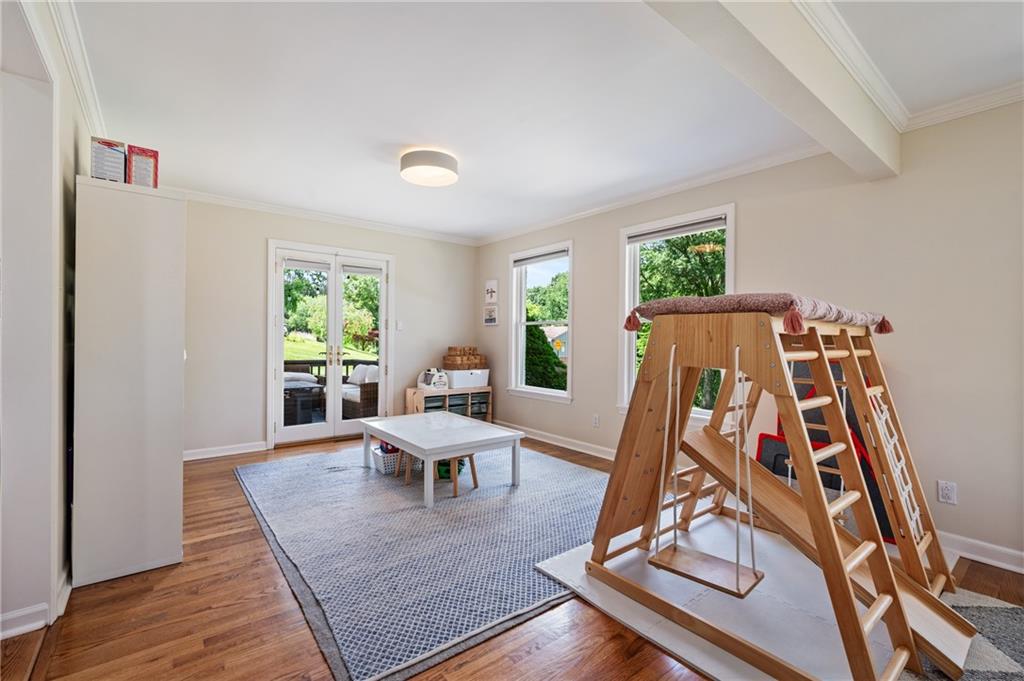 323 Cornwall Drive Pittsburgh, PA 15238 - Photo 16 of 41 a living room with furniture and a wooden floor