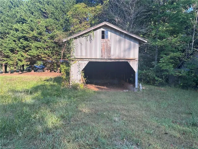 $73,000 | 2037 Doss Road, Danbury, NC 27016