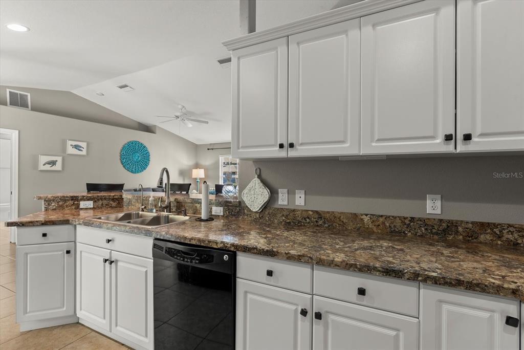 164 Temple Road Venice, FL 34293 - Photo 9 of 32