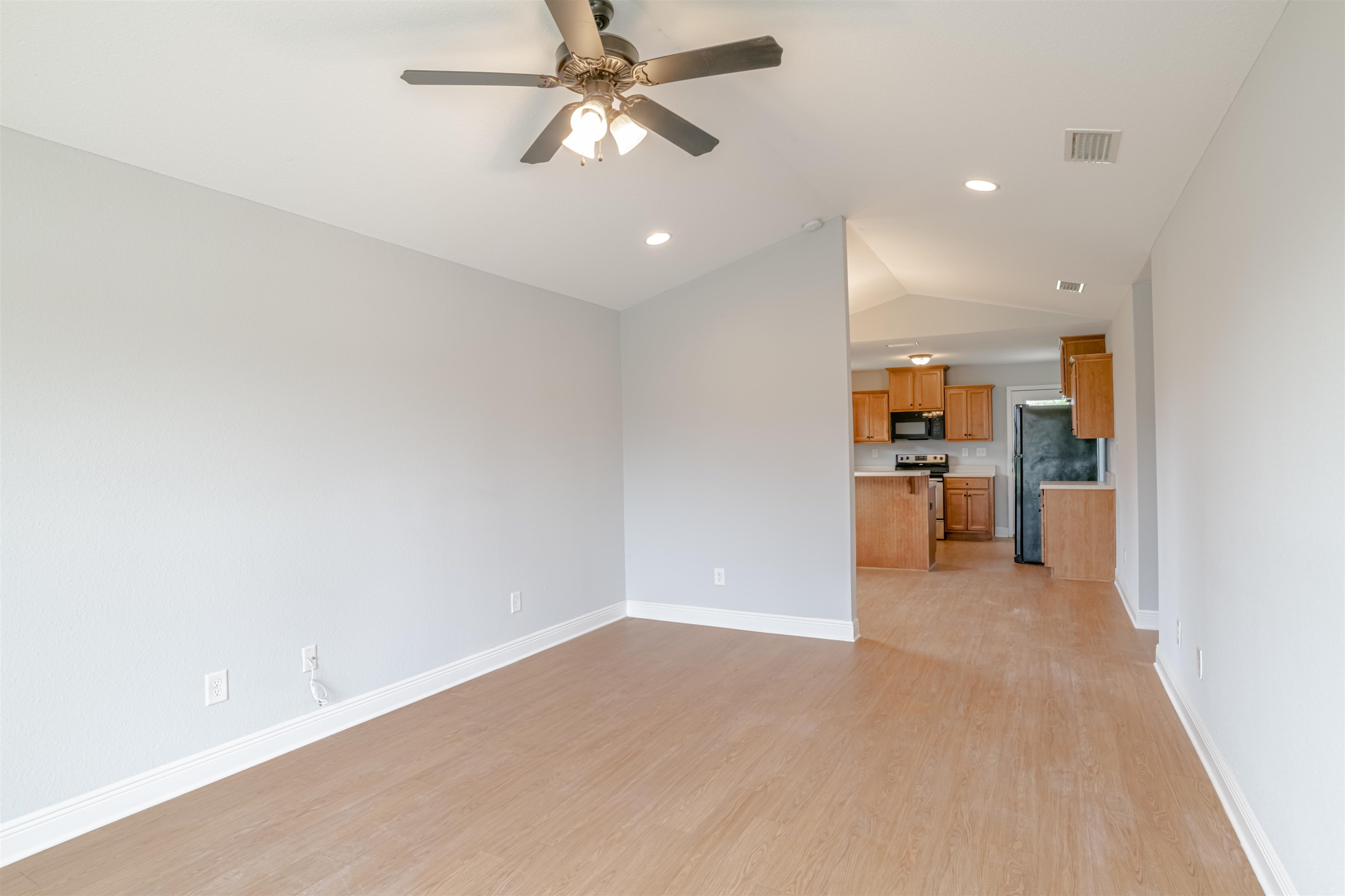 1430 Majesty Loop Foley, AL 36535 - Photo 7 of 29