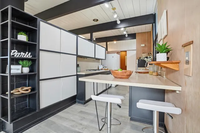 $2,300,000 | 1712 Lexington Avenue, San Mateo, CA 94402