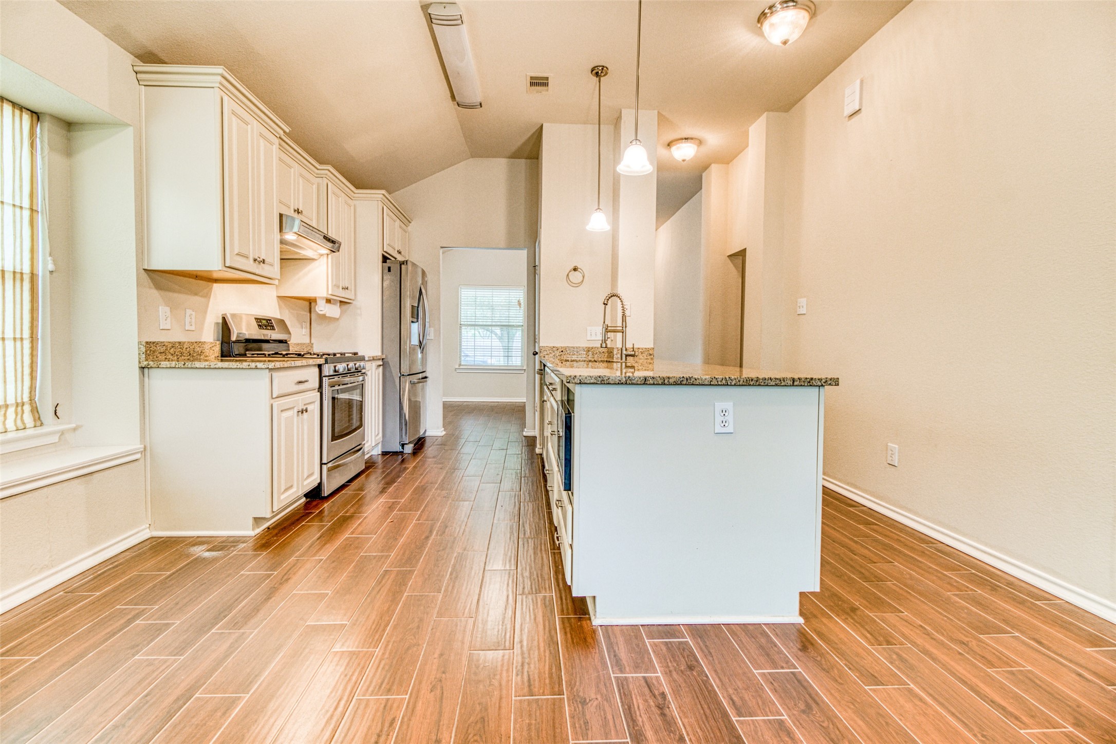 142 Anvil Rock Lane Richmond, TX 77469 - Photo 17 of 42