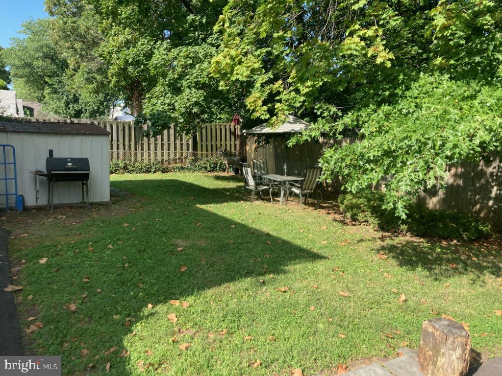 27 East Providence Road Lansdowne, PA 19050 - Photo 6 of 24