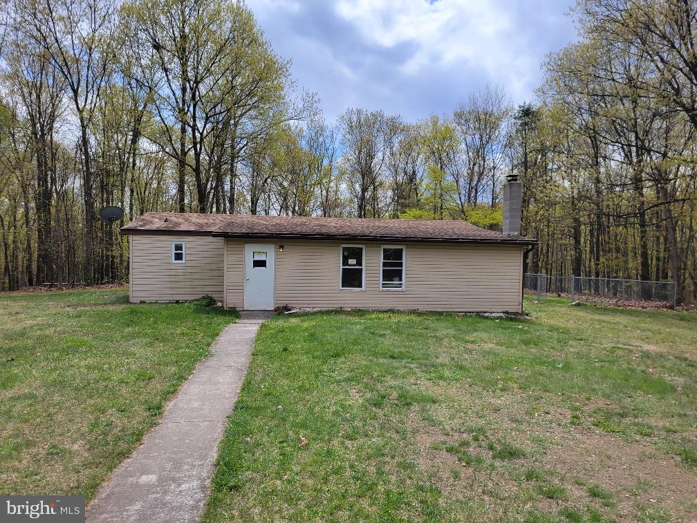 3045 Mann Road Hancock, MD 21750 - Photo 1 of 11