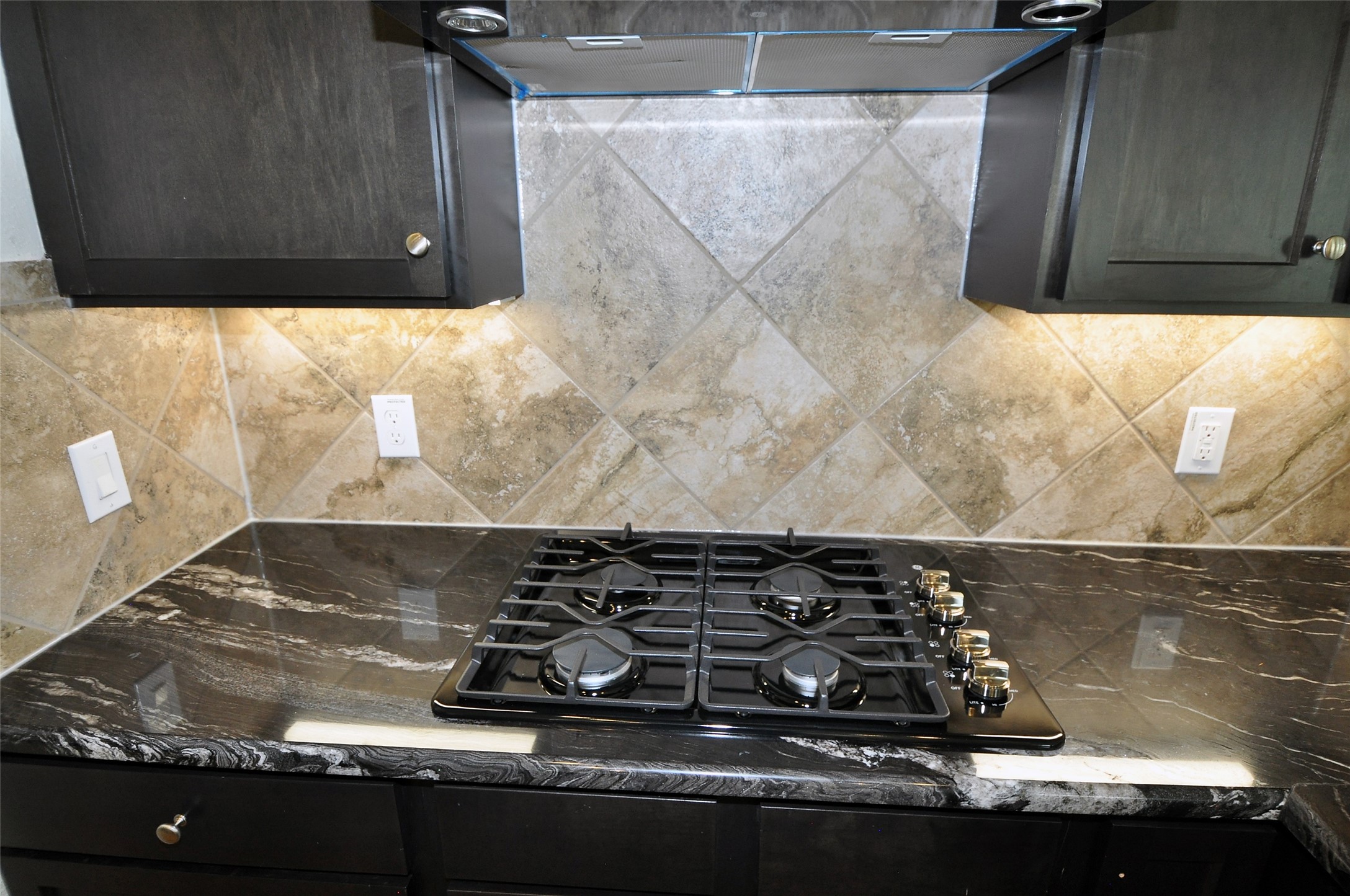 3708 Pedregal Road League City, TX 77573 - Photo 17 of 50 a close view of sink