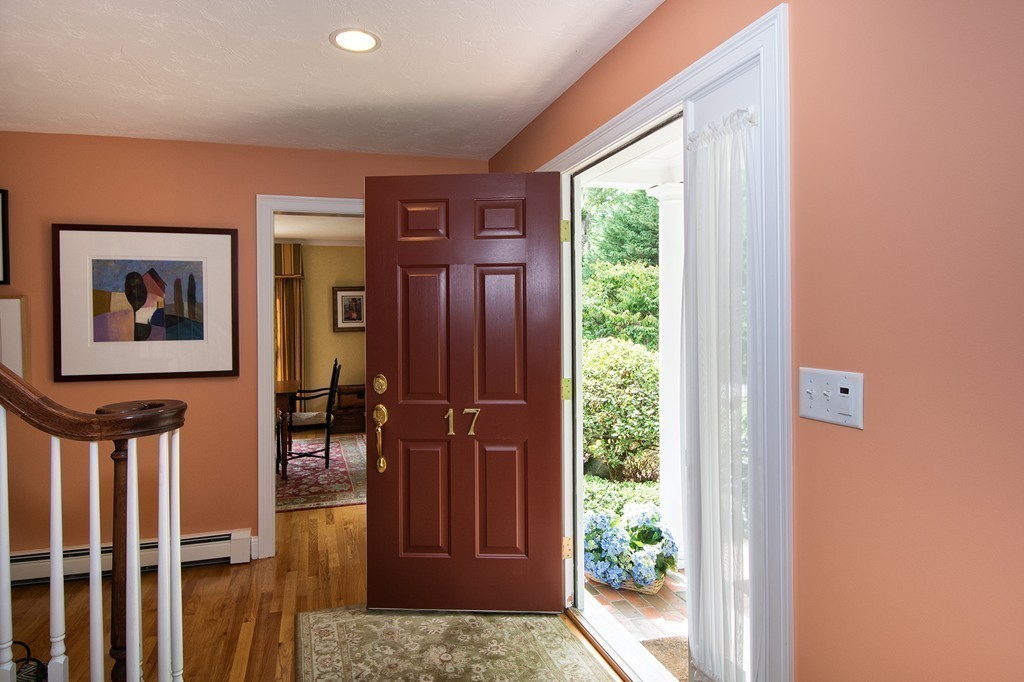 17 Maple Street Scituate, MA 02066 - Photo 4 of 30 Gallery Image 4