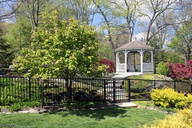 9 Cox Lane Hopatcong, NJ 07821 - Photo 36 of 50