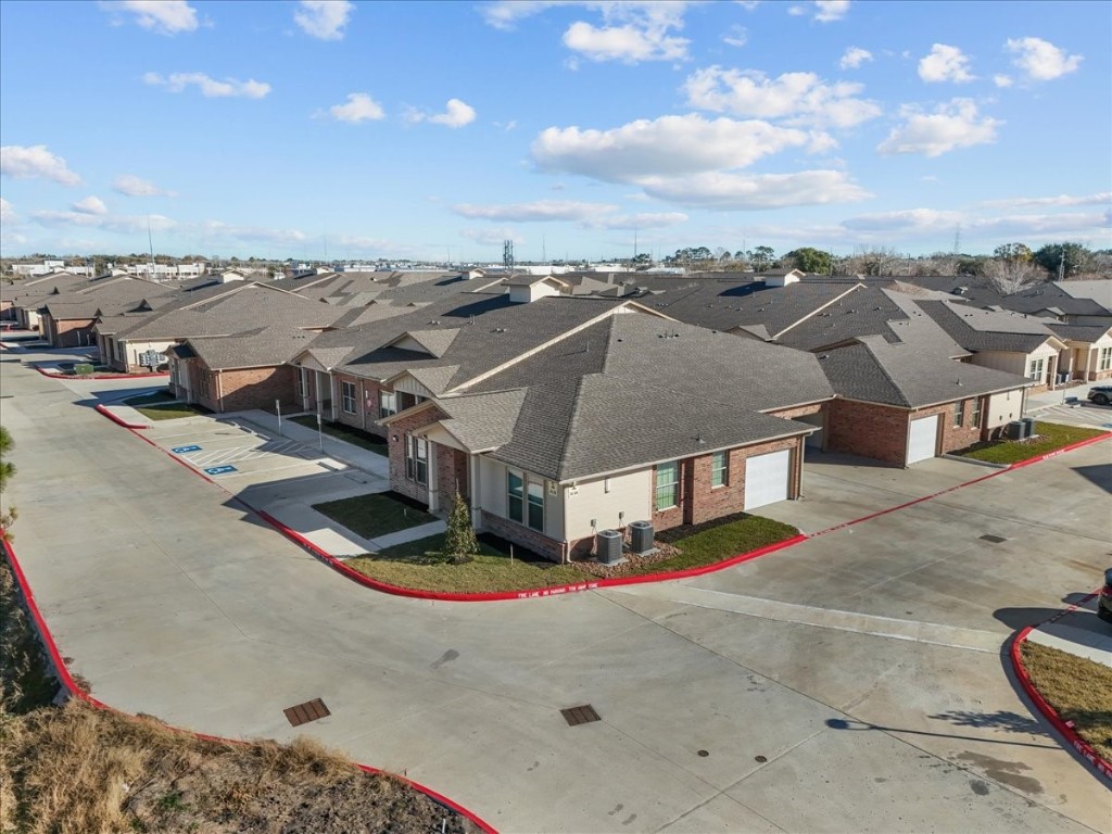 540 Hobbs Road, Unit A1 League City, TX 77573 - Photo 15 of 40 a view of a house with a outdoor space