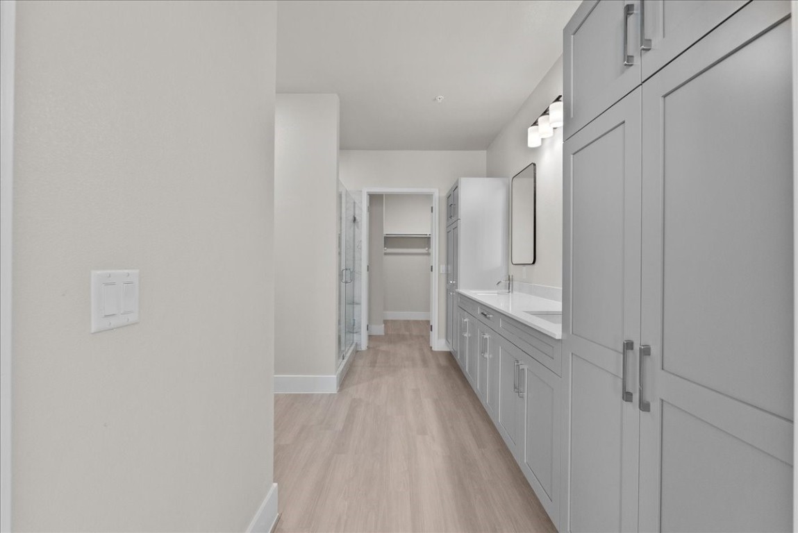 540 Hobbs Road, Unit A1 League City, TX 77573 - Photo 8 of 40 a view of a hallway