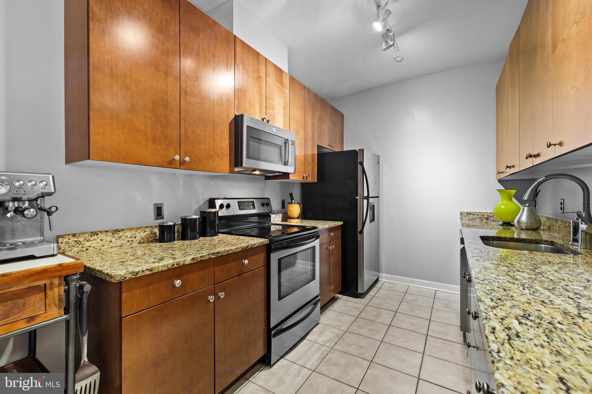 2007 Clipper Park Road, Unit 118 Baltimore, MD 21211 - Photo 8 of 63 Gallery Image 8