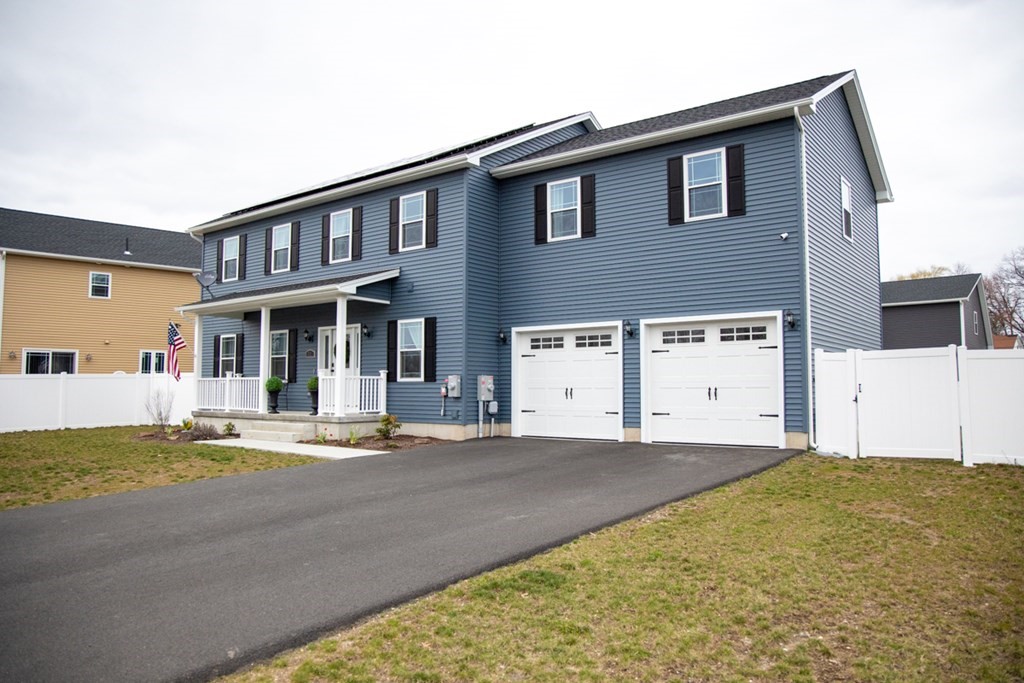 32 Elaine Circle Springfield, MA 01109 - Photo 4 of 42 Gallery Image 4