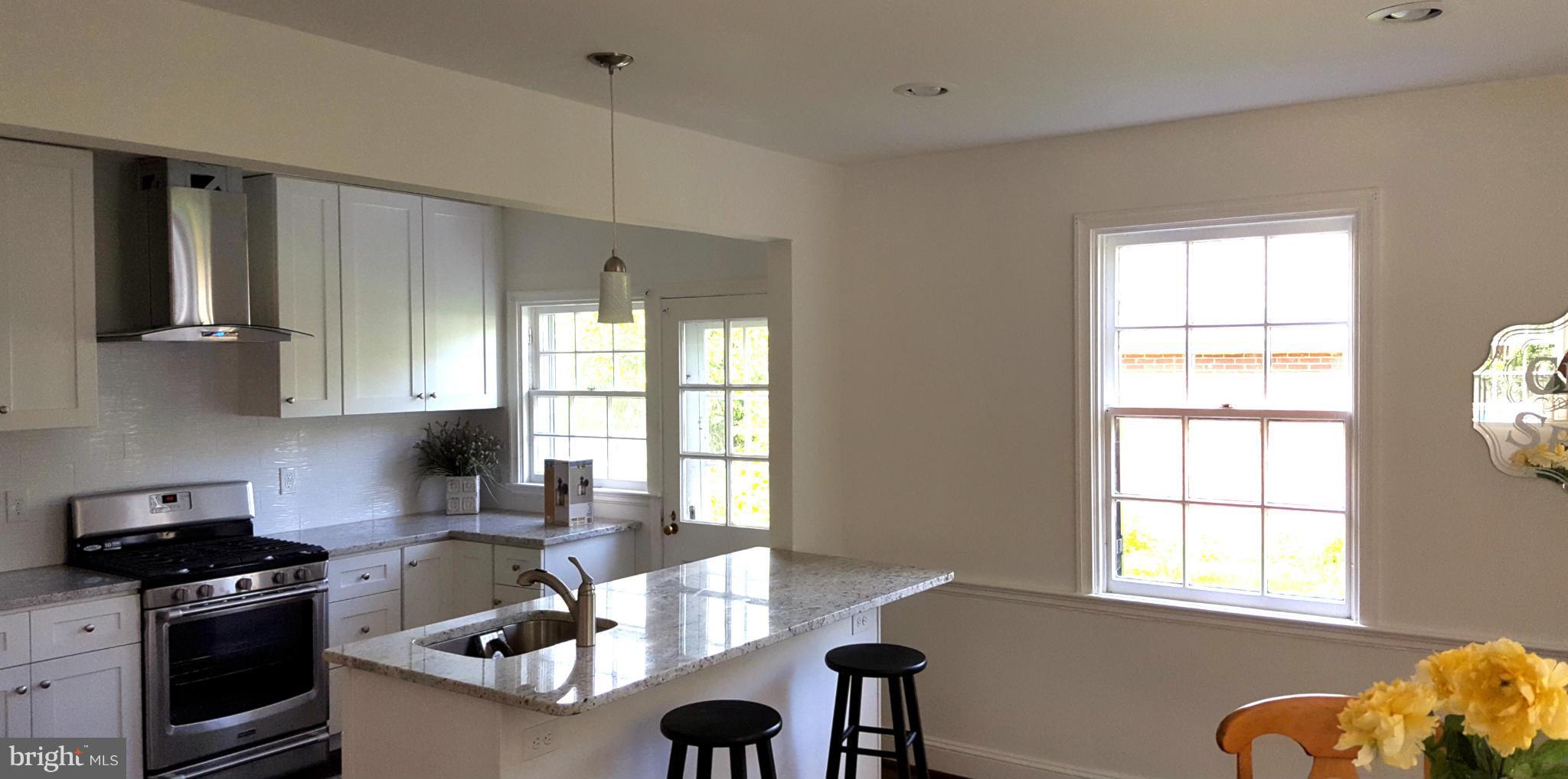 5005 Broadmoor Road Baltimore, MD 21212 - Photo 1 of 13 Kitchen