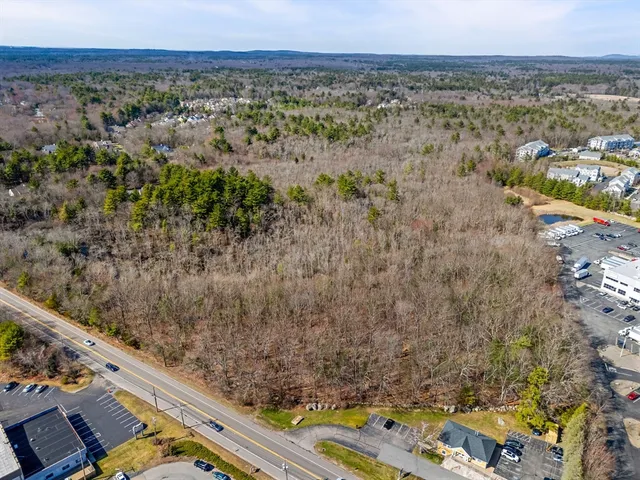 $173,400 | 55 Eastman Street, Easton, MA 02375