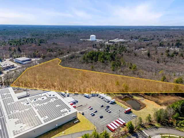 $173,400 | 55 Eastman Street, Easton, MA 02375