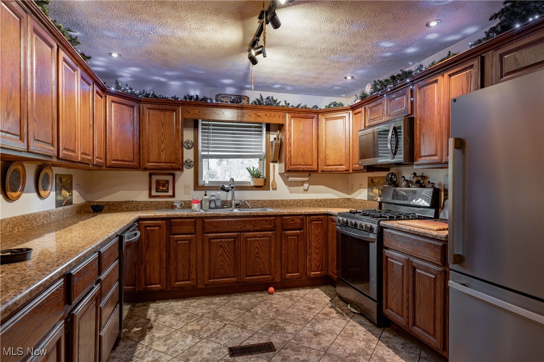 3029 Buck Run Road Mineral Wells, WV 26150 - Photo 7 of 25 Gallery Image 7
