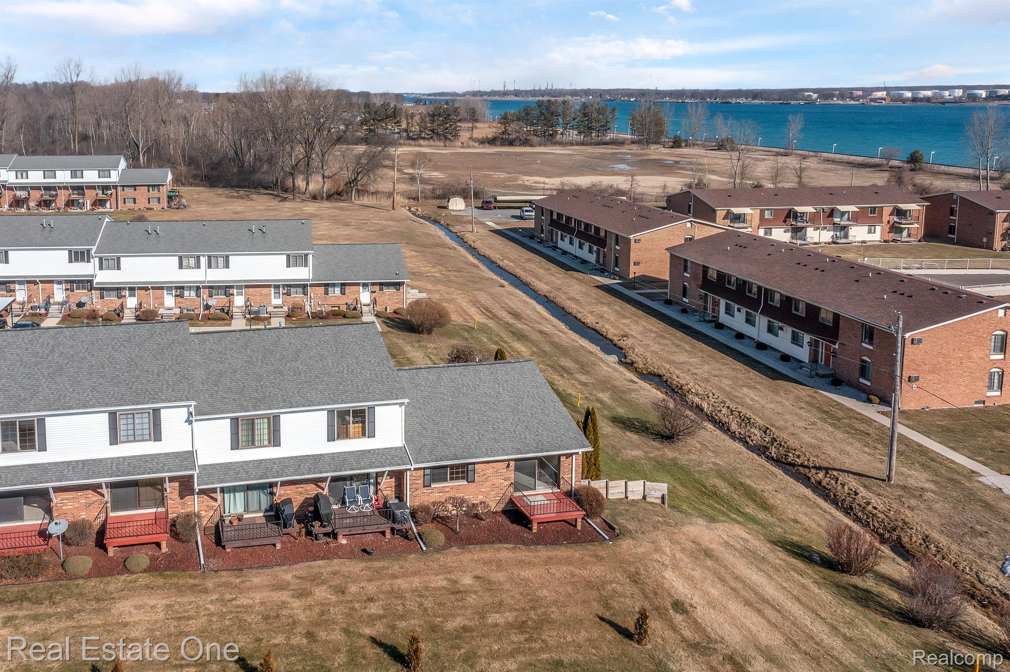 125 Cuttle Road, Unit D32 Marysville, MI 48040 - Photo 45 of 47 Gallery Image 45