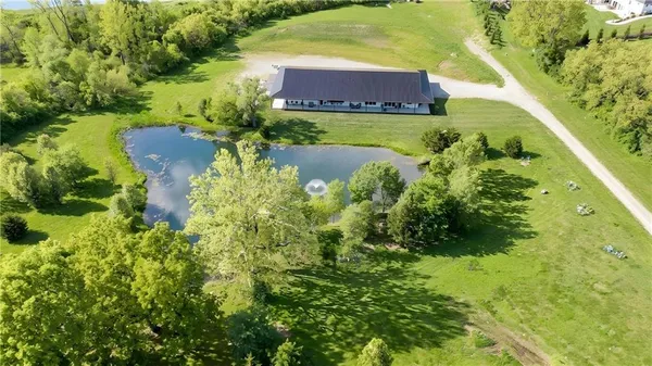 $1,750,000 | 12820 Northwest Crooked Road, Parkville, MO 64152
