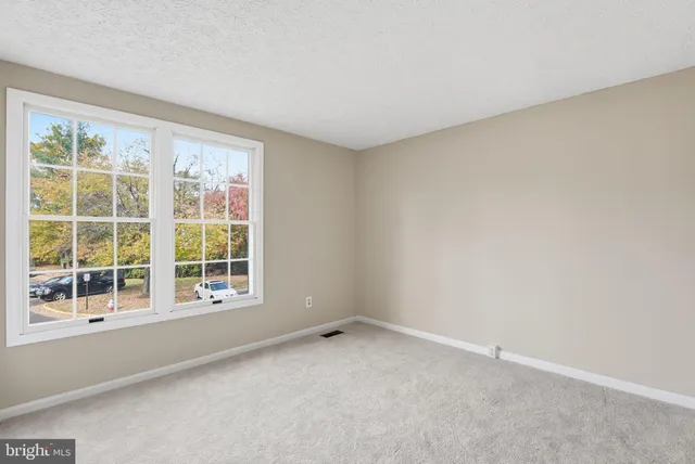 $2,350 | 1118 Casper Drive, Herndon, VA 20170