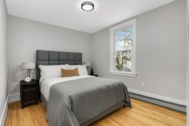 $279,900 | 2518 North Thomas Avenue, Minneapolis, MN 55411