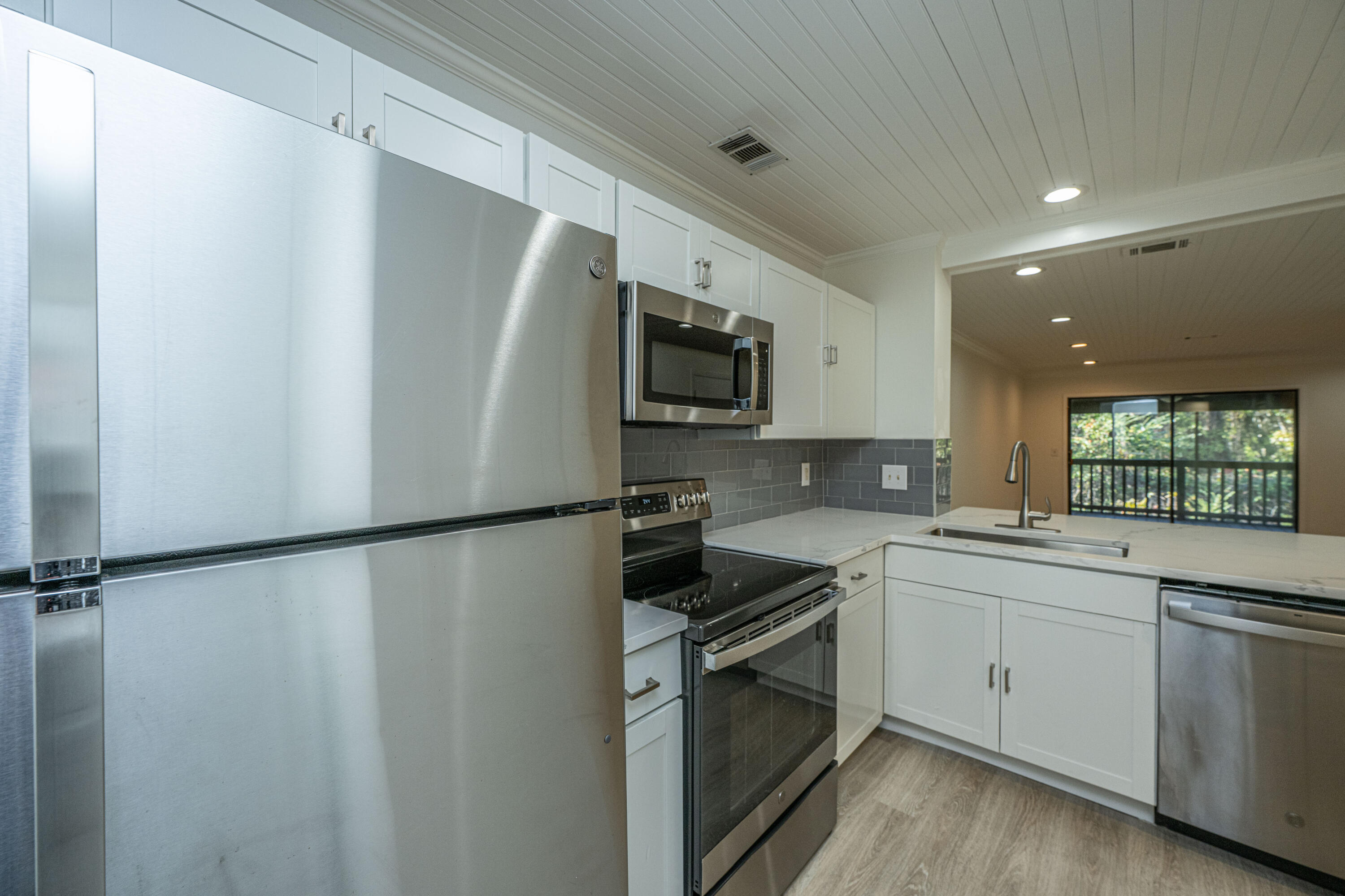 1530 Fort Johnson Road, Unit 1G James Island, SC 29412 - Photo 9 of 37 1530FortJohnsonRd.UnitG018