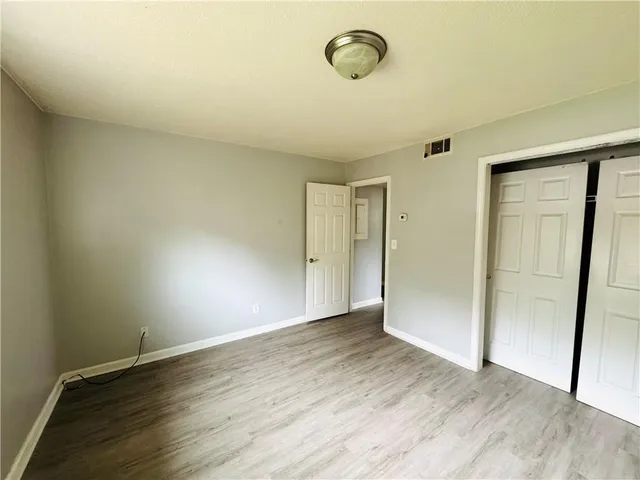 $98,000 | 195 Sycamore Drive, Unit C24, Athens, GA 30606
