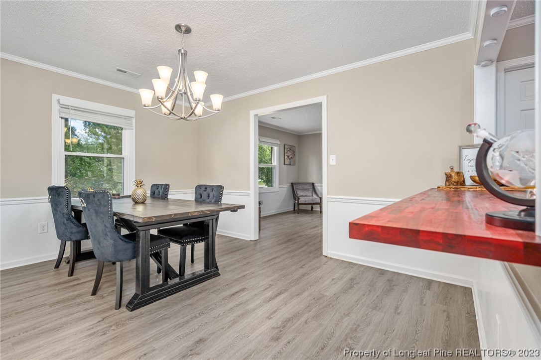 5329 Lakeview Road Hope Mills, NC 28348 - Photo 9 of 44 Gallery Image 9