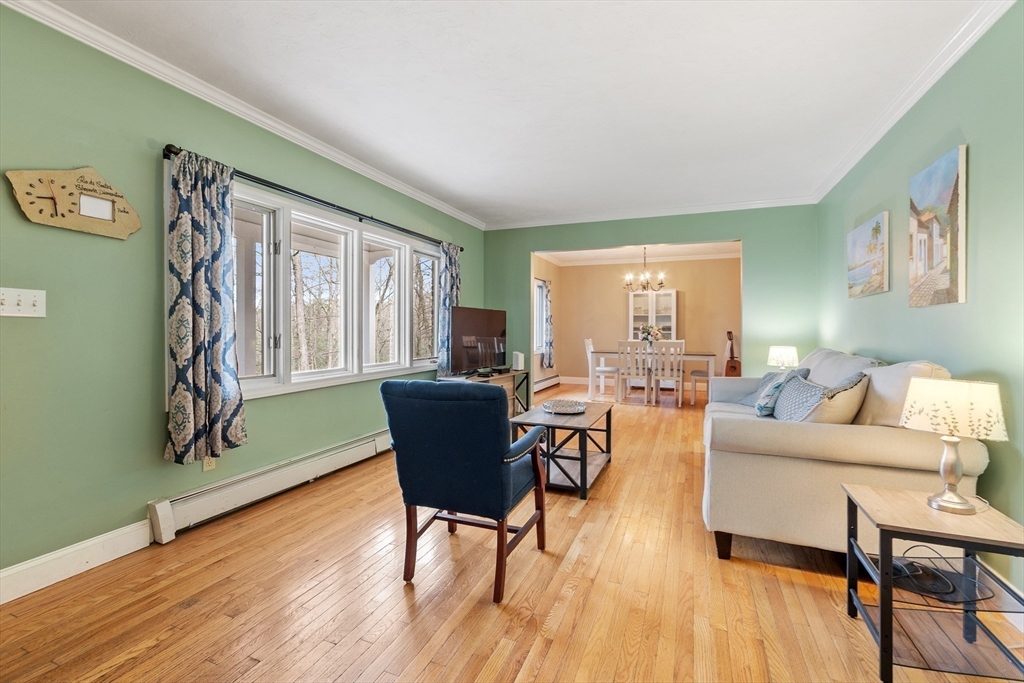 41 Betty Spring Road Gardner, MA 01440 - Photo 7 of 36 Gallery Image 7