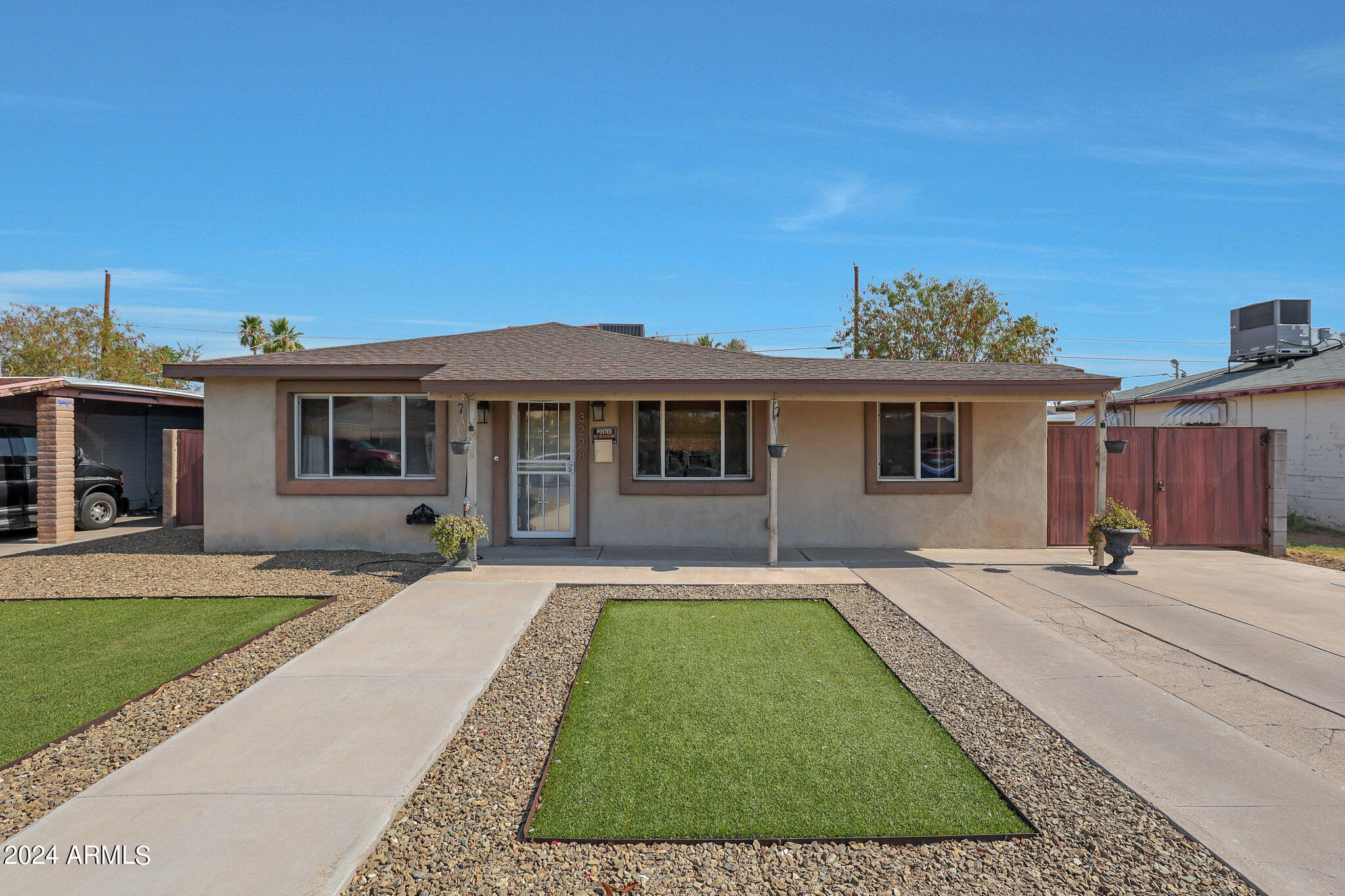 Front- NO HOA and RV Gate