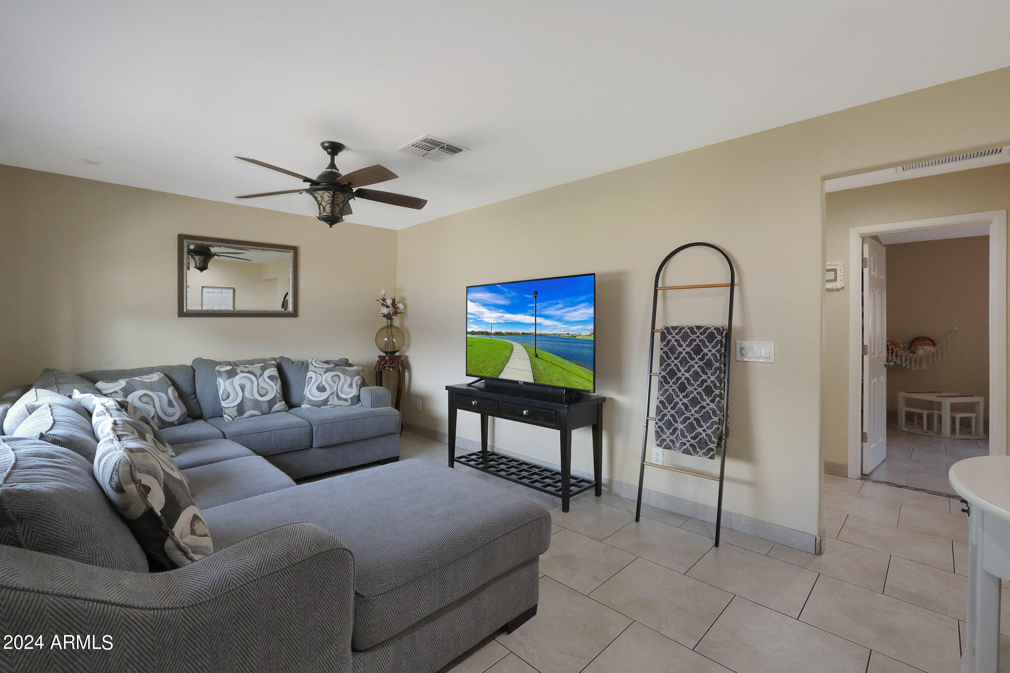3228 East Granada Road Phoenix, AZ 85008 - Photo 3 of 18 Large Living Space