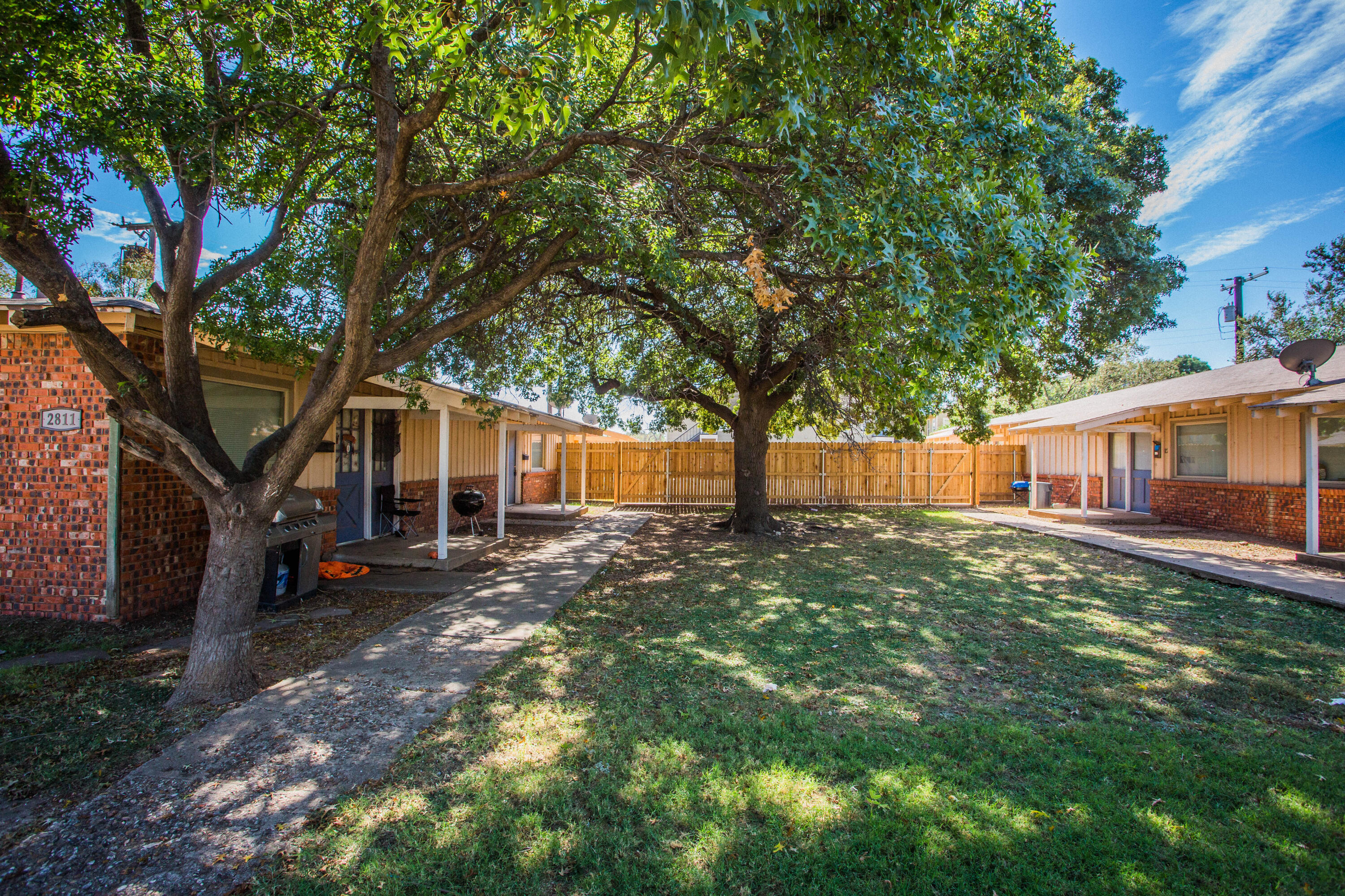2811 43rd Street, Unit 10 Lubbock, TX 79413 - Photo 4 of 32 5V2A4556