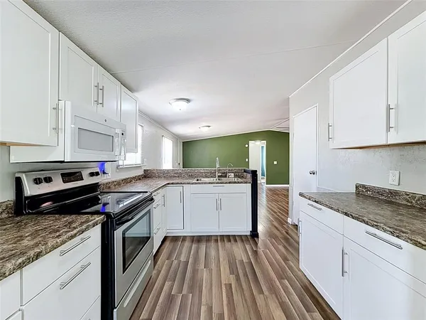$299,900 | 15936 Archer Street, Hudson, FL 34667