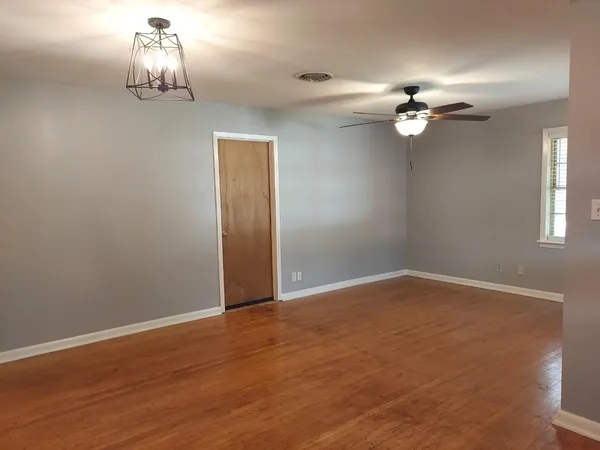 $1,995 | 4933 Nina Lee Lane, Houston, TX 77092