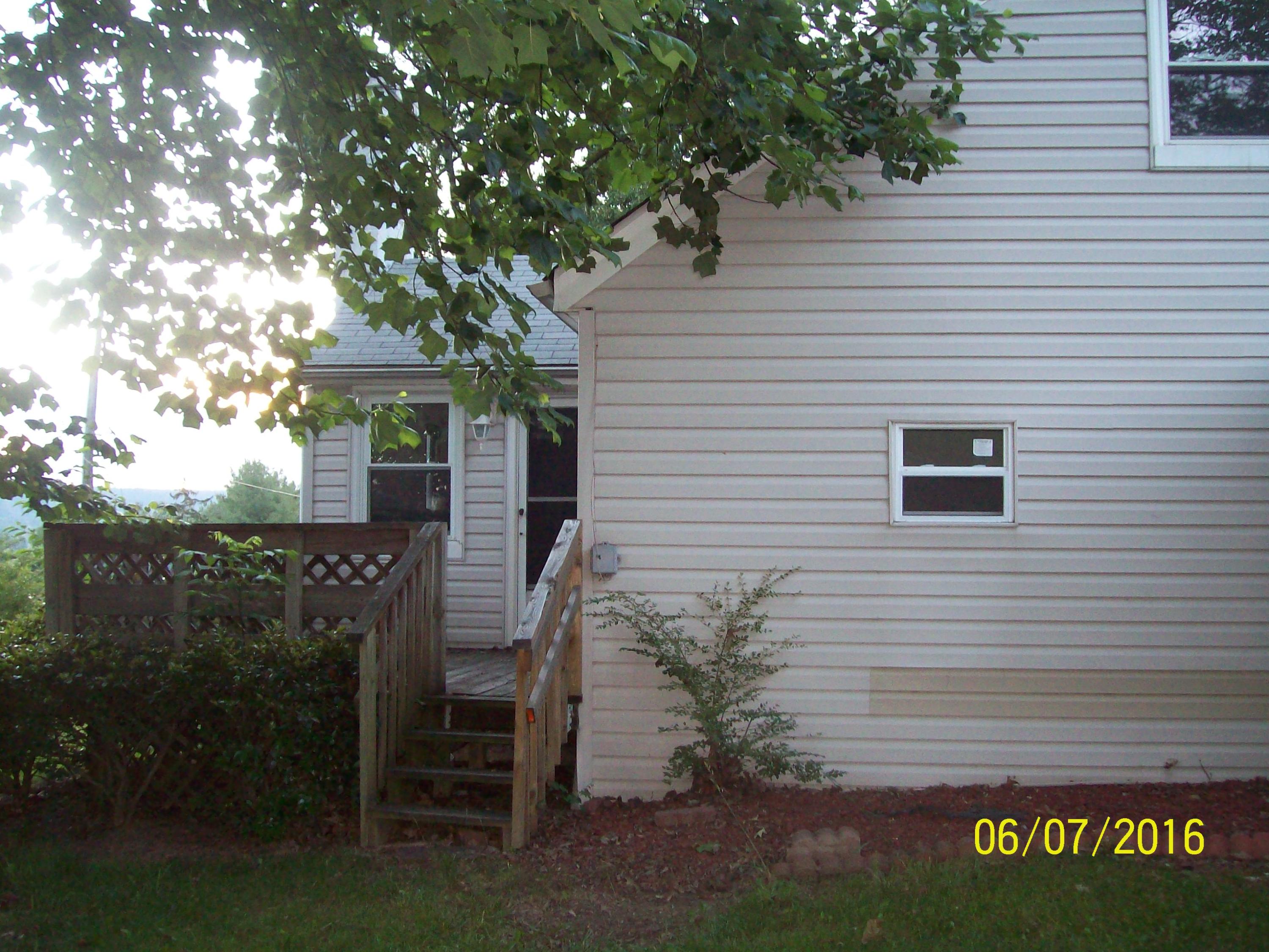 63 Spring Hollow Road Troutville, VA 24175 - Photo 20 of 29 102_2475