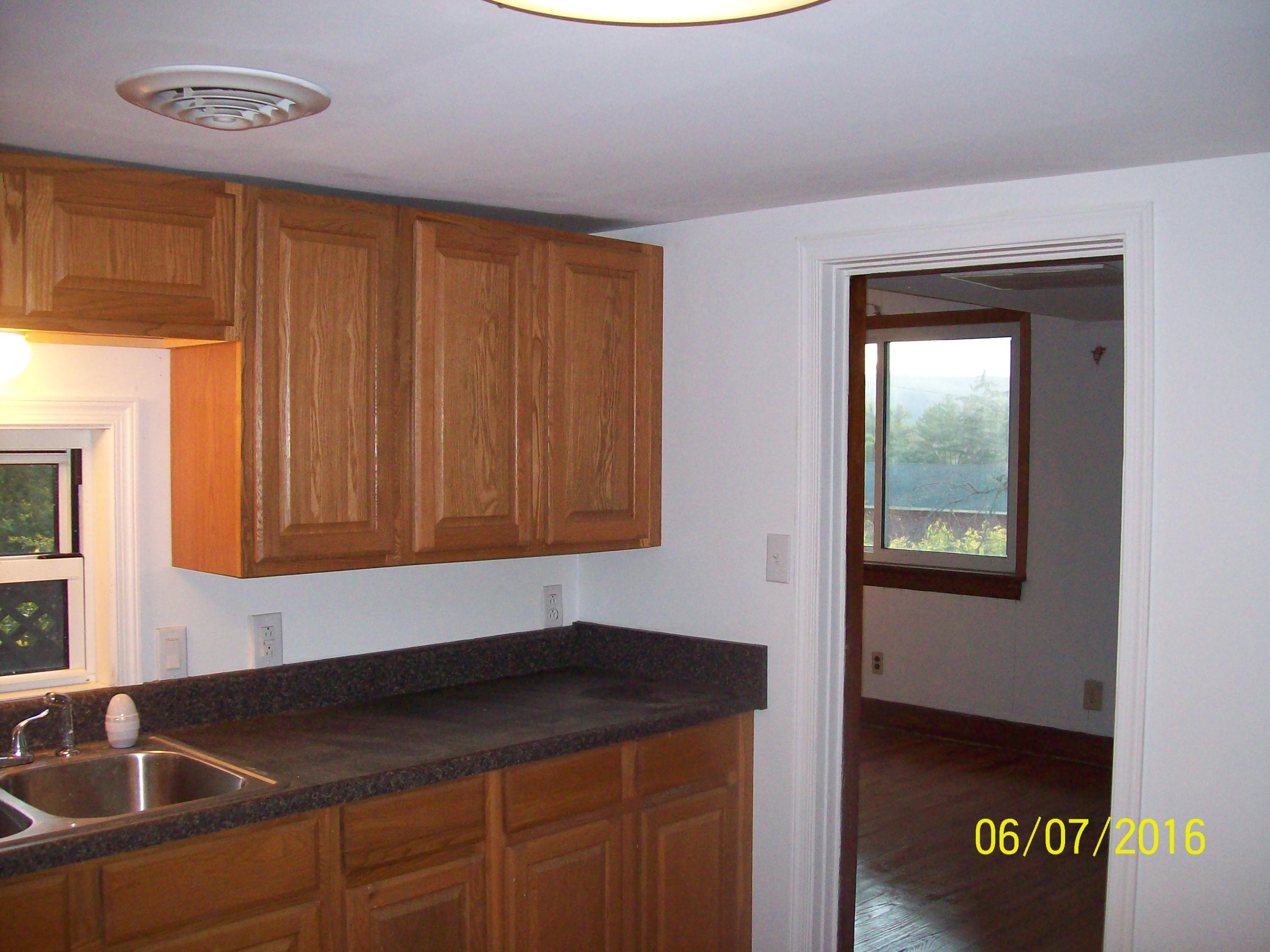 63 Spring Hollow Road Troutville, VA 24175 - Photo 3 of 29 102_2454