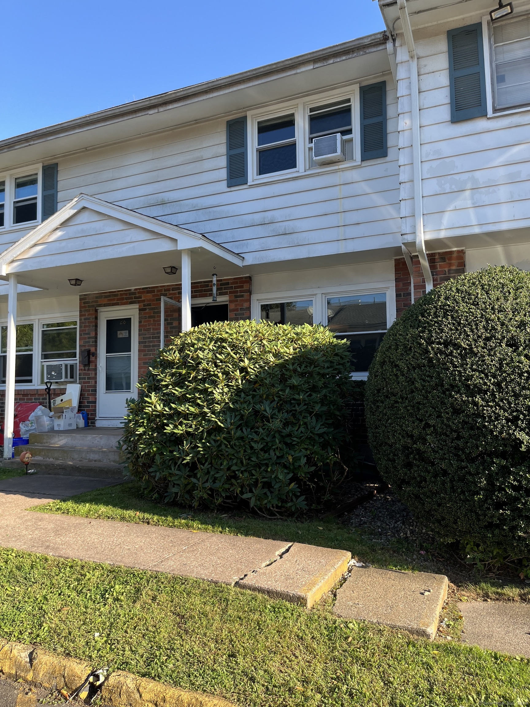 16 Lawton Road, Unit 27 Manchester, CT 06040 - Photo 1 of 1