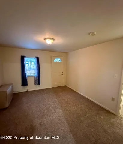 $1,600 | 318 15th Avenue, Unit 3, Scranton, PA 18504