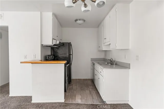 $399,999 | 576 North Bellflower Boulevard, Unit 233, Long Beach, CA 90814