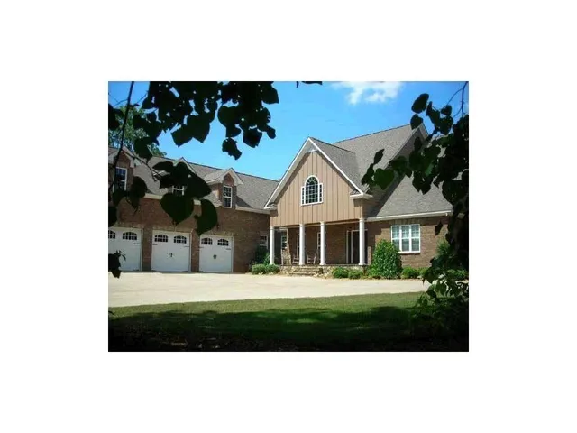 $49,900 | 226 Old Dixie Highway, Adairsville, GA 30103