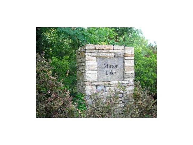 $49,900 | 226 Old Dixie Highway, Adairsville, GA 30103