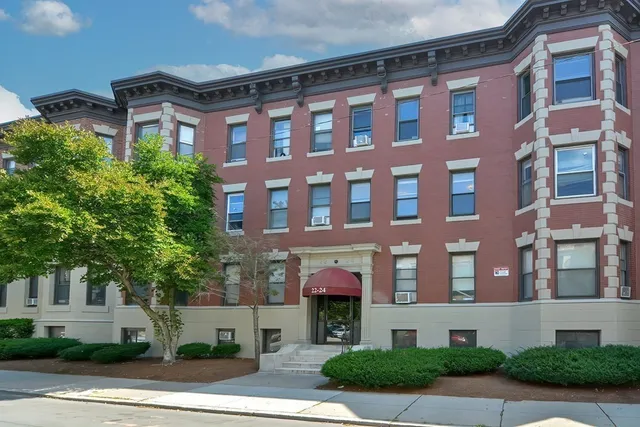 $4,650 | 24 Glenville Avenue, Unit 2, Boston, MA 02134