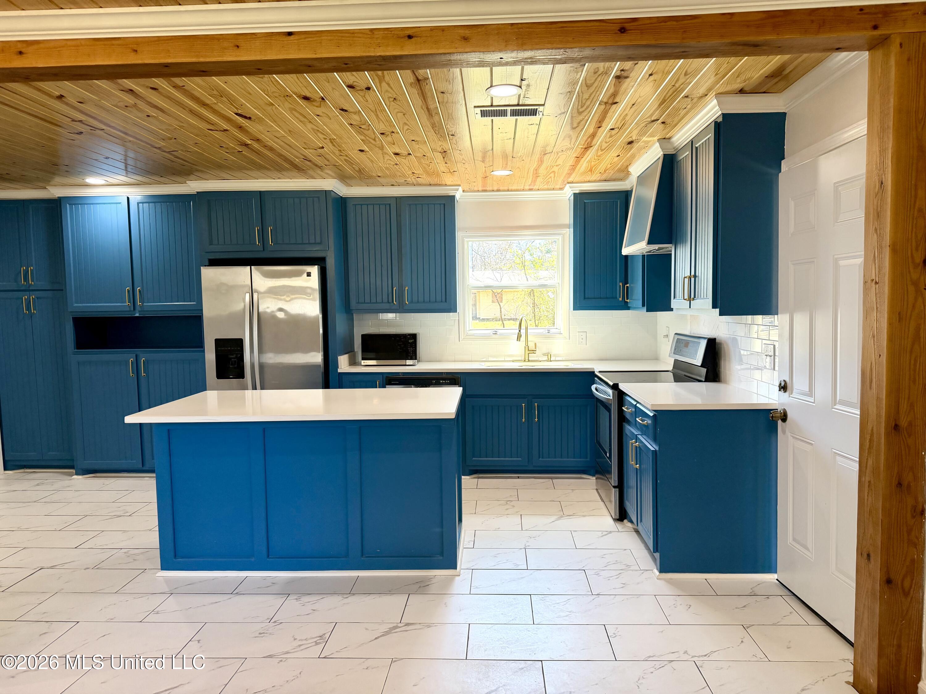 947 Witsell Road Jackson, MS 39206 - Photo 7 of 19 IMG_2844