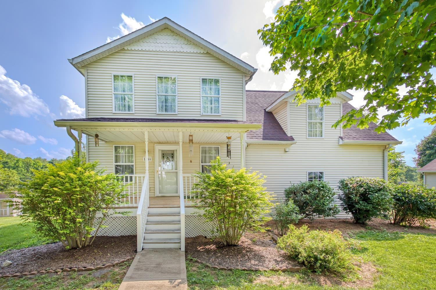 1246 Marigold Road Bloomington, IN 47401 - Photo 1 of 34 Gallery Image 1