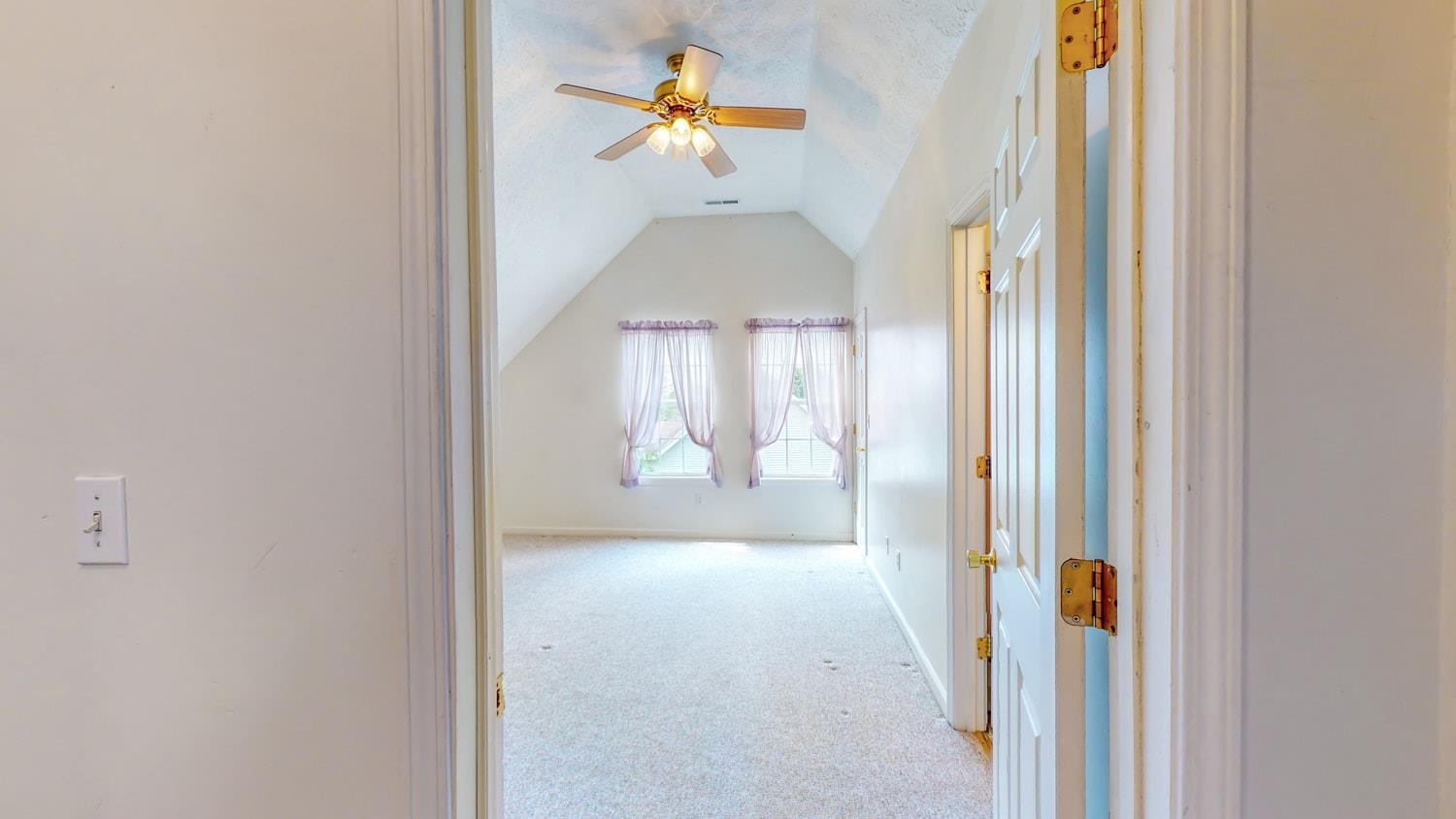 1246 Marigold Road Bloomington, IN 47401 - Photo 17 of 34 Gallery Image 17