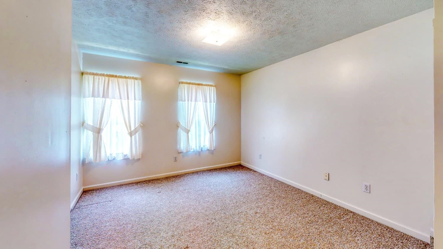 1246 Marigold Road Bloomington, IN 47401 - Photo 25 of 34 Gallery Image 25